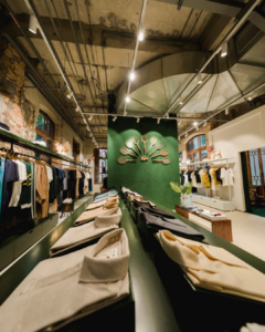 Lacoste inaugura sua nova loja na Matalab