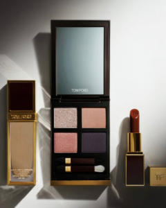 Tom Ford traz linha de maquiagem ao Brasil com abertura de sua flagship no CJ Fashion 