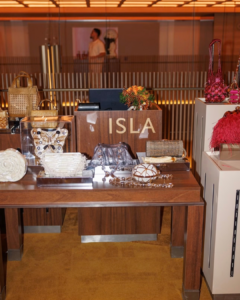 ISLA amplia presença no Brasil e inaugura loja no CJ Fashion 